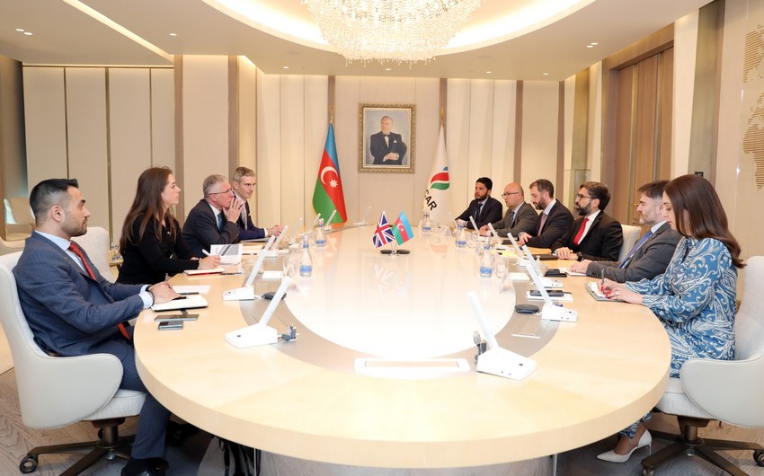 SOCAR President discusses issues of co-op with UK’s officials