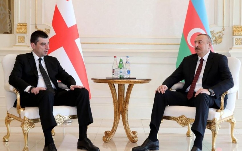 Премьер Грузии позвонил президенту Азербайджана