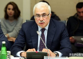 İqtisadiyyat nazirinin müavini Niyazi Səfərov İqtisadiyyat nazirinin müavini Niyazi Səfərov