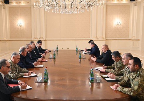 Ильхам Алиев принял министров иностранных дел, национальной обороны и начальника Национальной разведывательной организации Турции