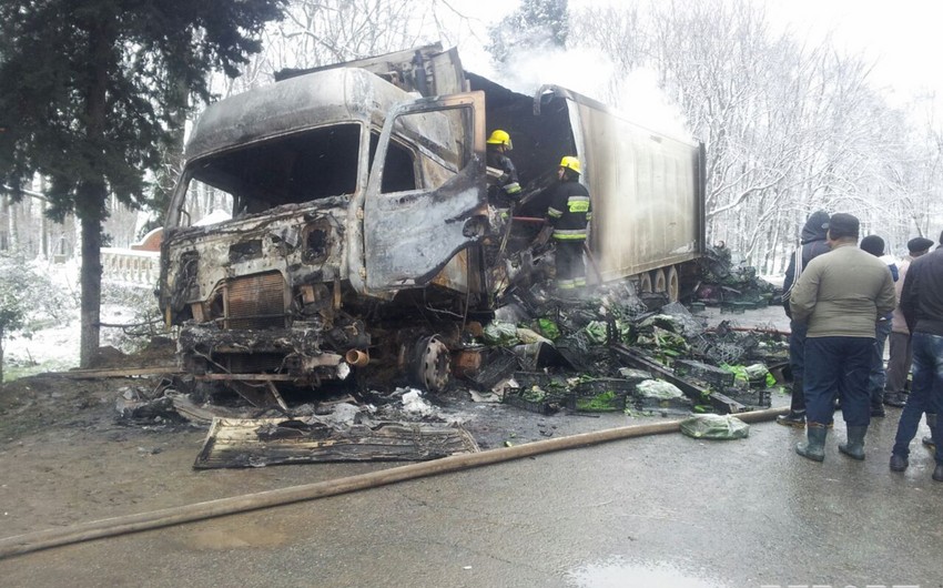 В Астаре сгорел российский грузовой автомобиль с 19 тоннами овощей