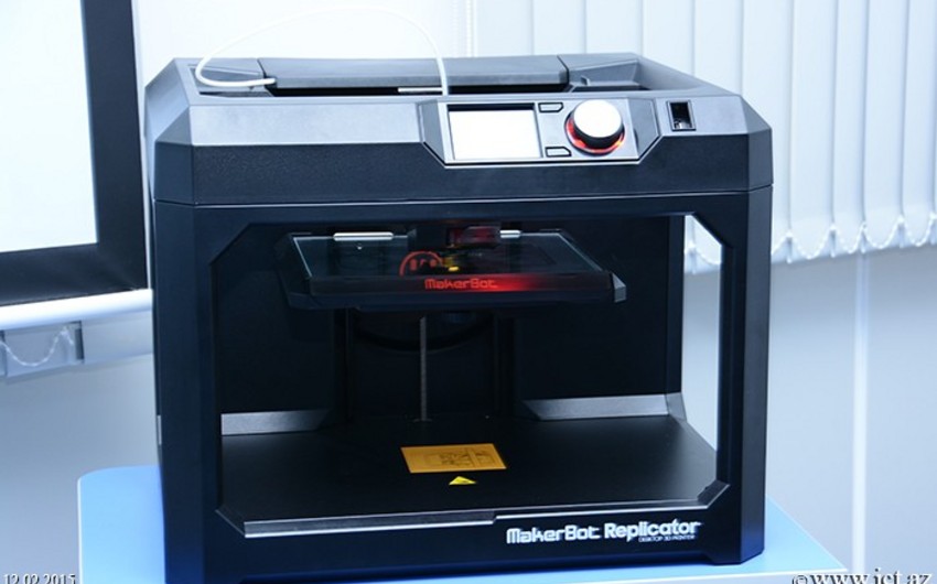 AMEA İnstitutunda 3D printer nümayiş olunub