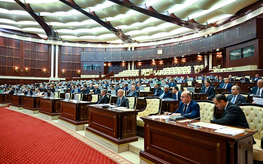 Milli Məclisin payız sessiyasının ilk plenar iclasının gündəliyinə dəyişiklik edilib