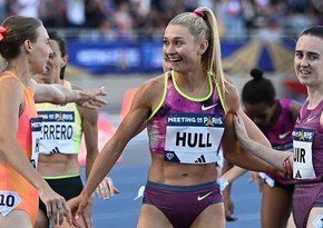 Aussie Jessica Hull breaks 2000m world record in Olympic statement