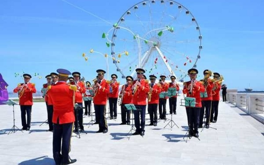 В Баку организуют показательные выступления военных оркестров - СПИСОК