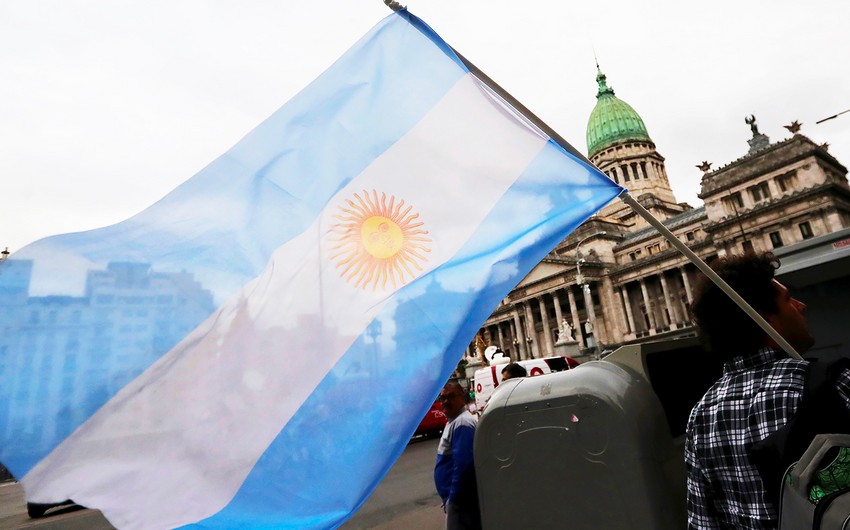 Argentina hökuməti islahatlar paketindəki maddələrin sayını xeyli azaldıb