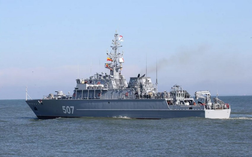 Более десяти российских кораблей вышли на учения в Балтийском море