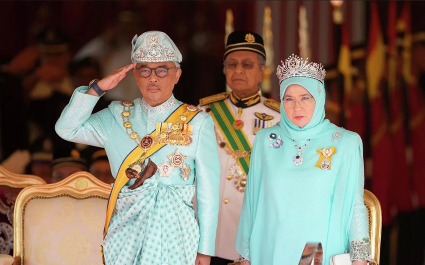 Malaysian king, queen test positive for coronavirus