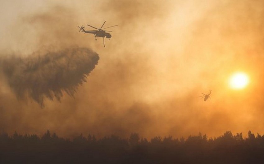 Yunanıstanda yanğınsöndürən helikopter qəzaya uğrayıb