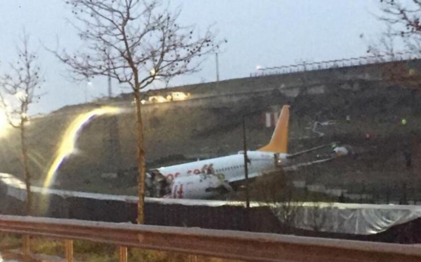 Three killed as plane splits in three in Turkey's Sabiha airport