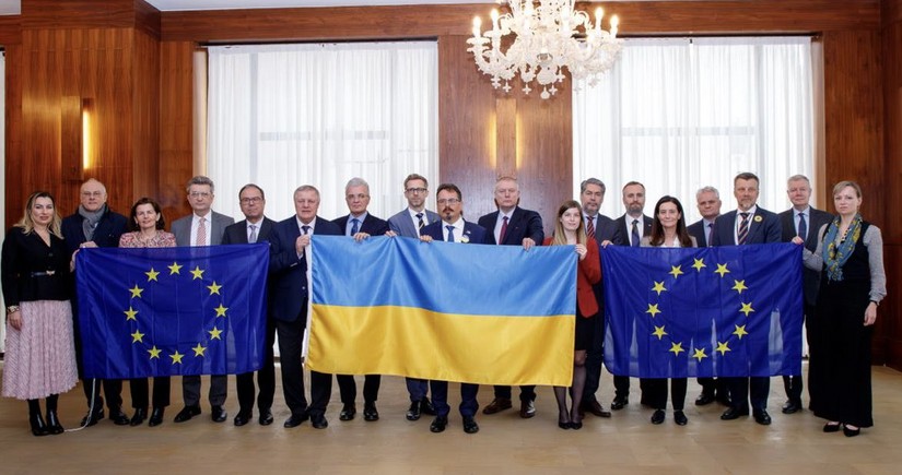 EU ambassadors in Azerbaijan express support for Ukraine on anniversary of war
