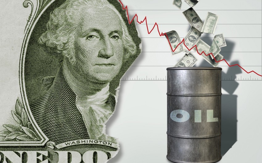 Azerbaijani oil price drops