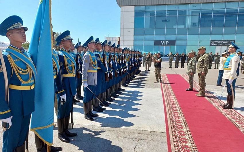 Azerbaijan's defense minister visits Kazakhstan