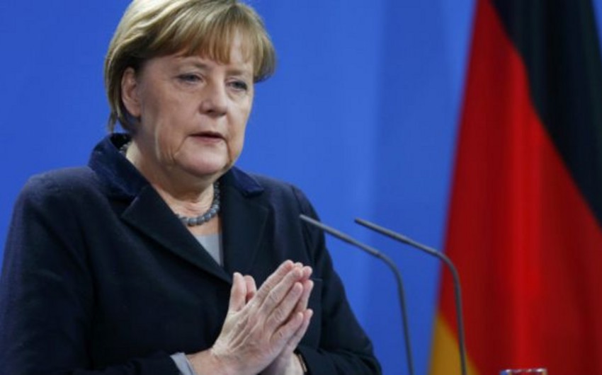 Merkel: Qadınlara hücum edənlər deportasiya oluna bilər