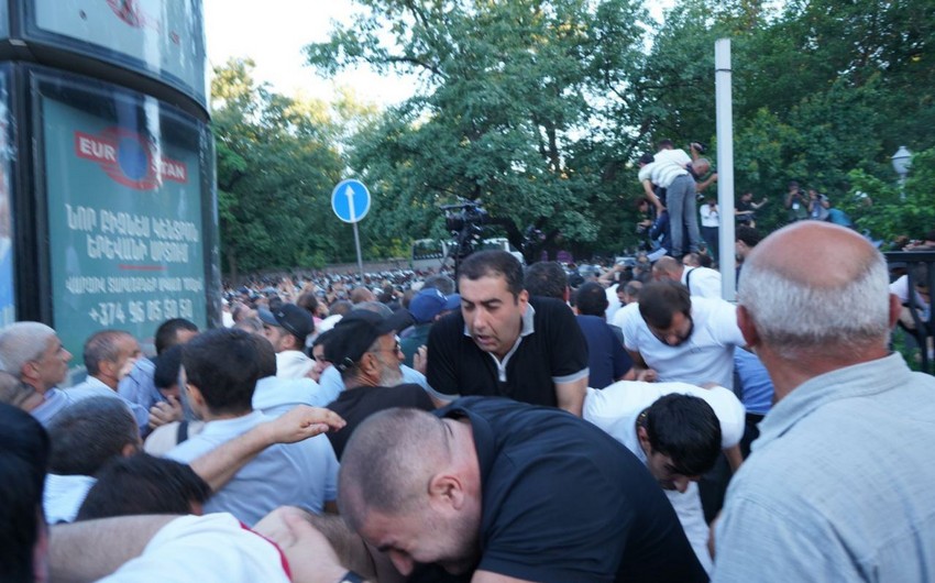  Минздрав Армении: 55 человек пострадали в ходе акции протеста