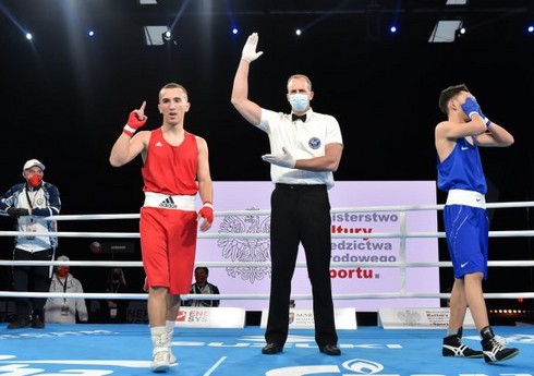 Два азербайджанских боксера пробились в четвертьфинал чемпионата мира