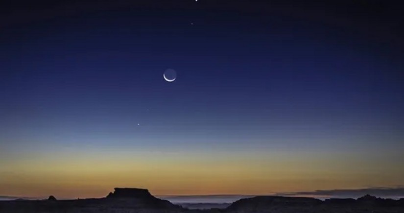 Bu gün “planetlərin böyük paradı” müşahidə olunacaq