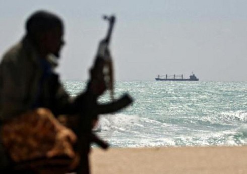 Пентагон: За последние полтора месяца в Красном море совершено 25 нападений на суда