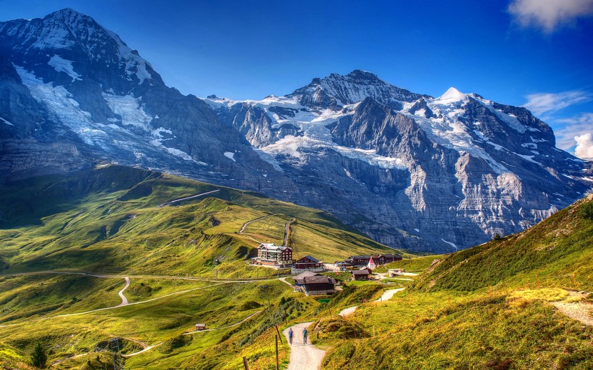 В Швейцарии два альпиниста погибли при обрушении ледяной гряды в горах