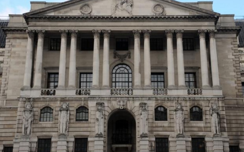 Bank of England holds discount rate stable