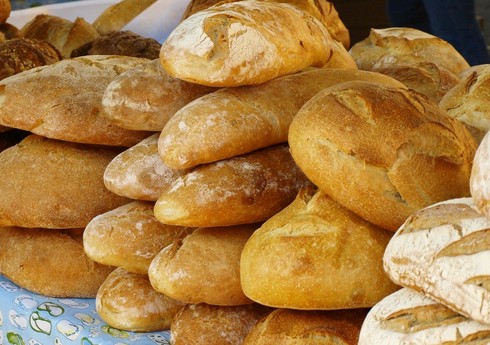 Производитель хлеба в Азербайджане меняет название и организационно-правовую форму