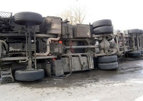 Bakıda iki “KamAz” toqquşub, xəsarət alan var