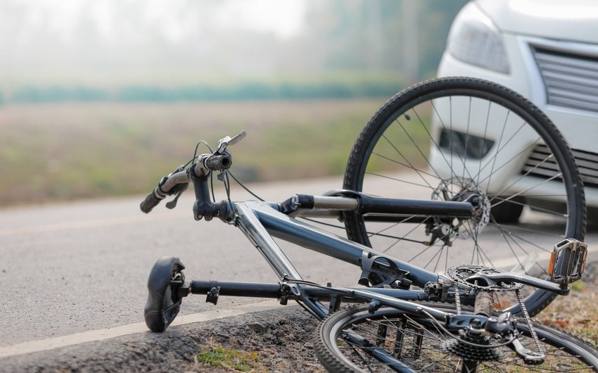 Masallıda avtomobil velosipedlə toqquşub, bir nəfər ölüb