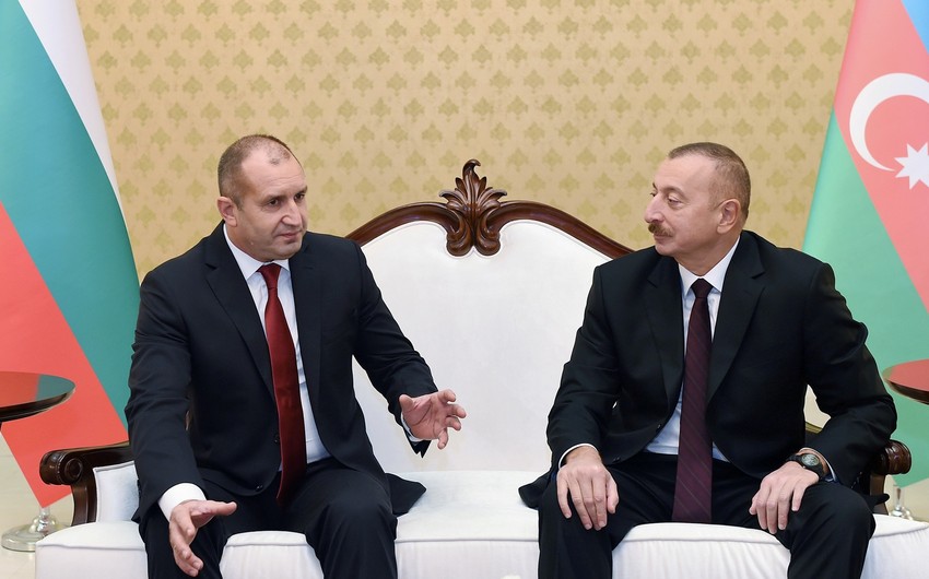 Bulgarian President calls Azerbaijani President 