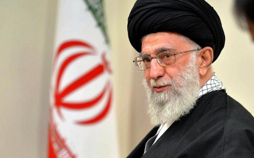 Хаменеи провел экстренное заседание Совбеза после новости об аварии вертолета Раиси