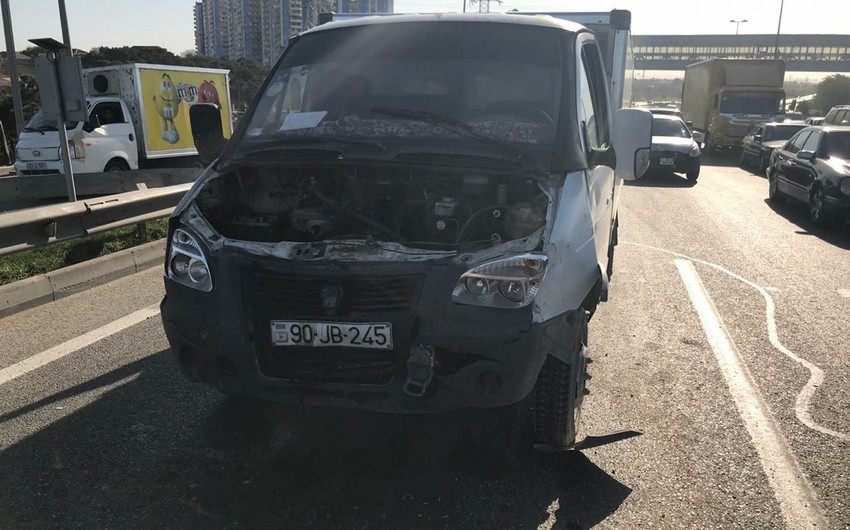 Автомобиль хлебозавода Бакиханов попал в аварию, есть пострадавшие - ВИДЕО