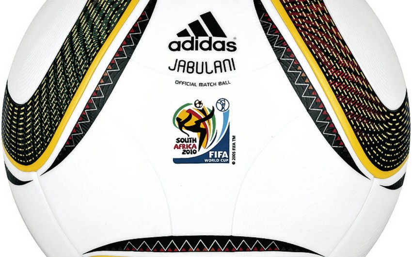 Adidas открещивается от причастности к подкупу членов исполкома ФИФА