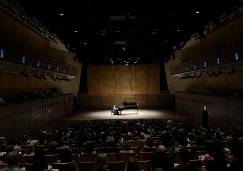 В Нью-Йорке прошел концерт, посвященный 105-летию Гара Гараева