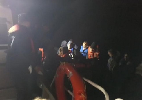 На берегах Измира задержали более 40 нелегальных мигрантов