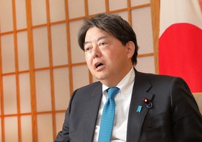 Глава МИД Японии сохранит пост после перестановок в правительстве