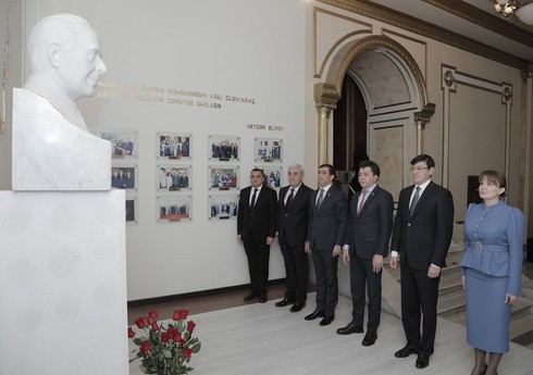 В Госкомитете состоялось мероприятие, посвященное Дню памяти великого лидера Гейдара Алиева
