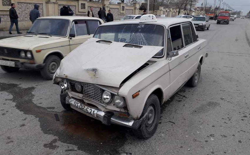В Кюрдамире столкнулись легковые автомобили : есть пострадавшие