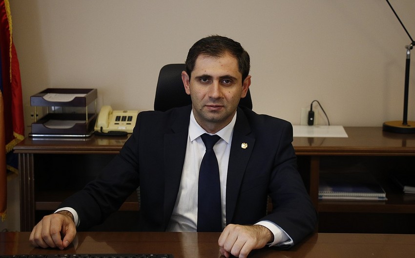 Armenian Minister of Defense leaves for Brussels