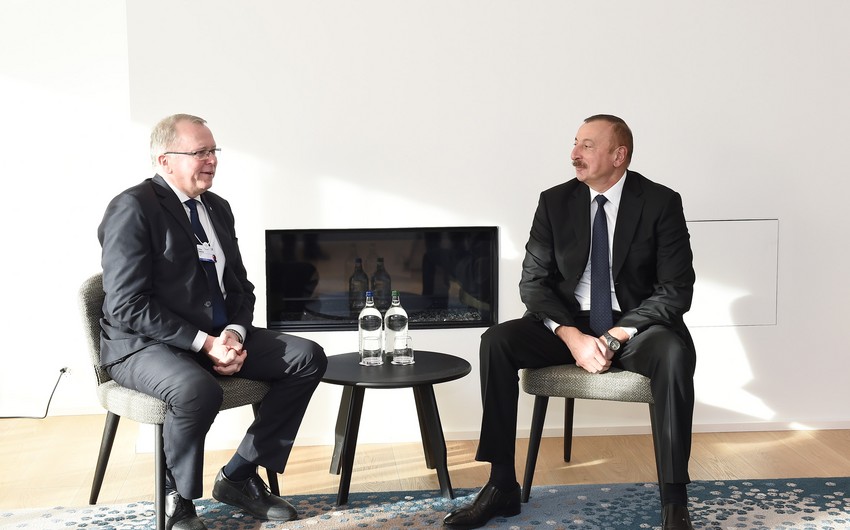 Prezident İlham Əliyev Davosda “Statoil” şirkətinin baş icraçı direktoru ilə görüşüb - YENİLƏNİB