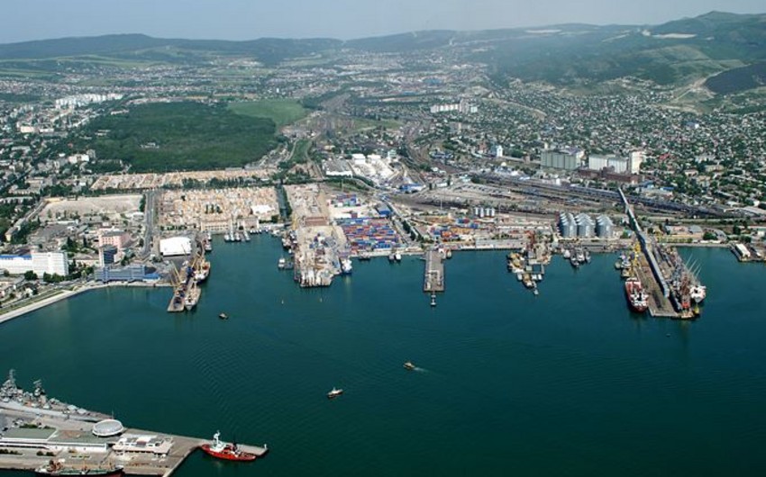 Oil shipment to Novorossiysk port ceases again because of storm