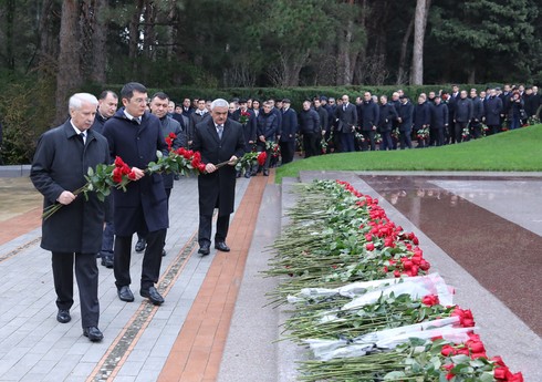 В Министерстве экономики состоялись мероприятия, посвященные Дню памяти Гейдара Алиева