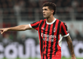 Milan yarımmüdafiəçisi ilə müqavilənin müddətini uzadıb
