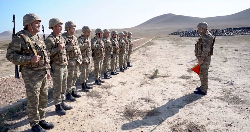 Reservists conduct practical shooting from firearms 