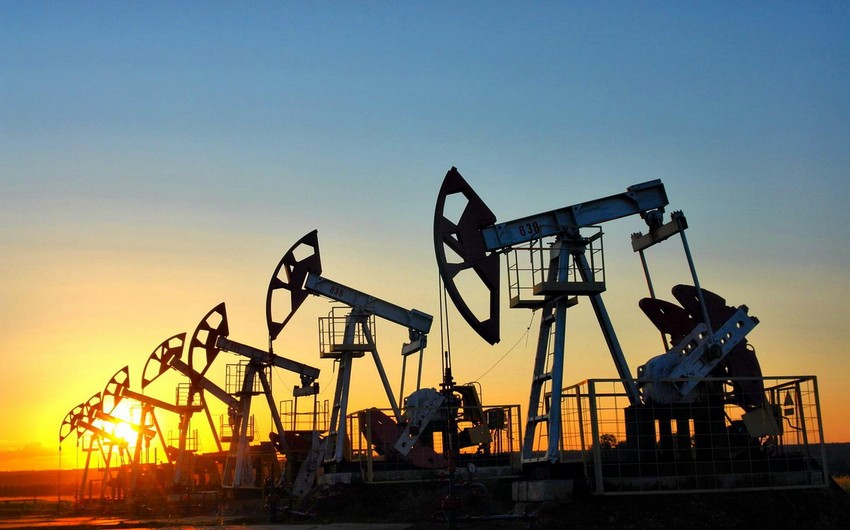 Azerbaijan processes 5.4  mln tons of oil this year