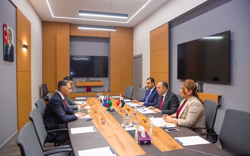 Azerbaijani Minister of Digital Development and Transport meets with ambassadors of four countries 