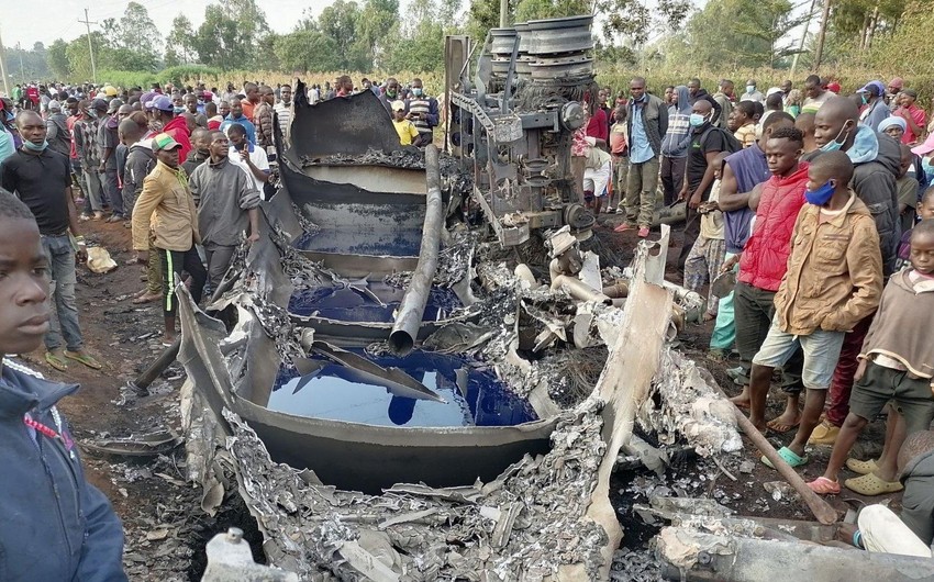 Keniyada yanacaqdaşıyan avtomobil partlayıb, ölənlər var - VİDEO