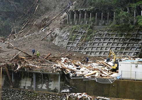 В Японии 12 человек пострадали из-за тайфуна "Нанмадол"