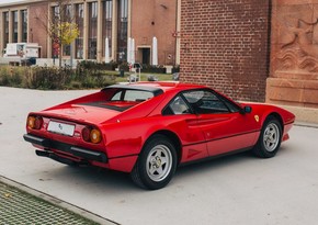 Малолитражную Ferrari выставили на аукцион в Германии
