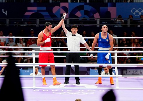 Азербайджанский боксер вышел в четвертьфинал Олимпиады в Париже