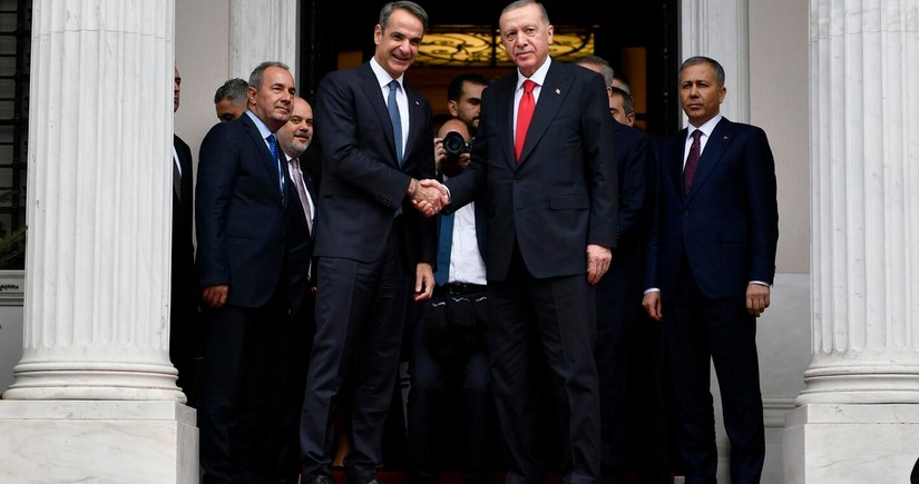 Эрдоган и Мицотакис обсудят двусторонние отношения и ситуацию в Газе