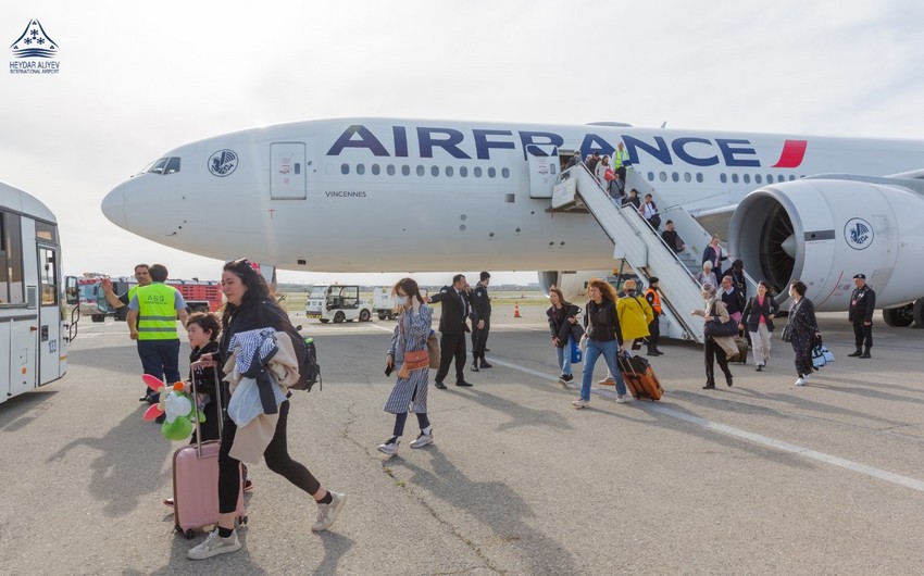 Air France plane makes emergency landing in Baku